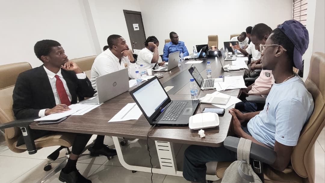 Apprenants en salle pendant la formation